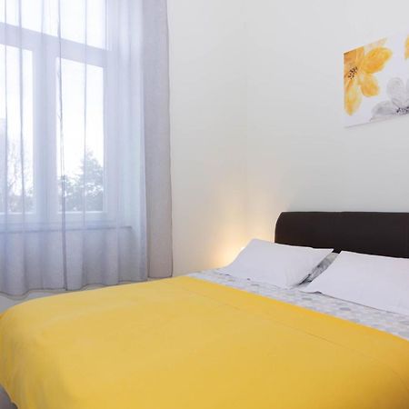 Apartment Ana Пула Экстерьер фото