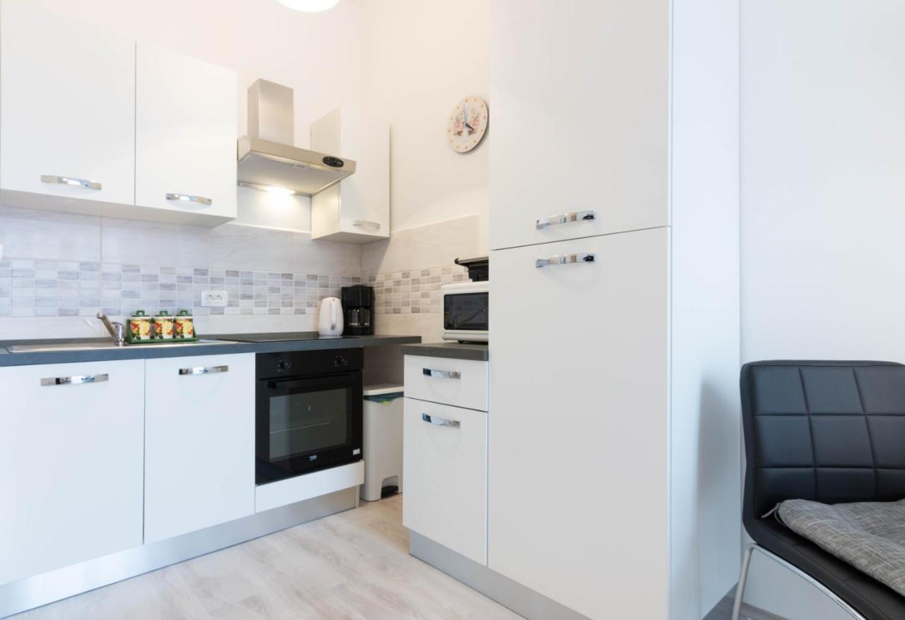 Apartment Ana Пула Экстерьер фото