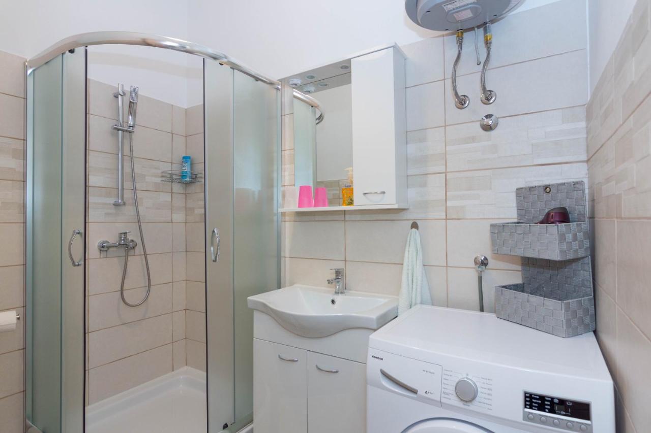 Apartment Ana Пула Экстерьер фото