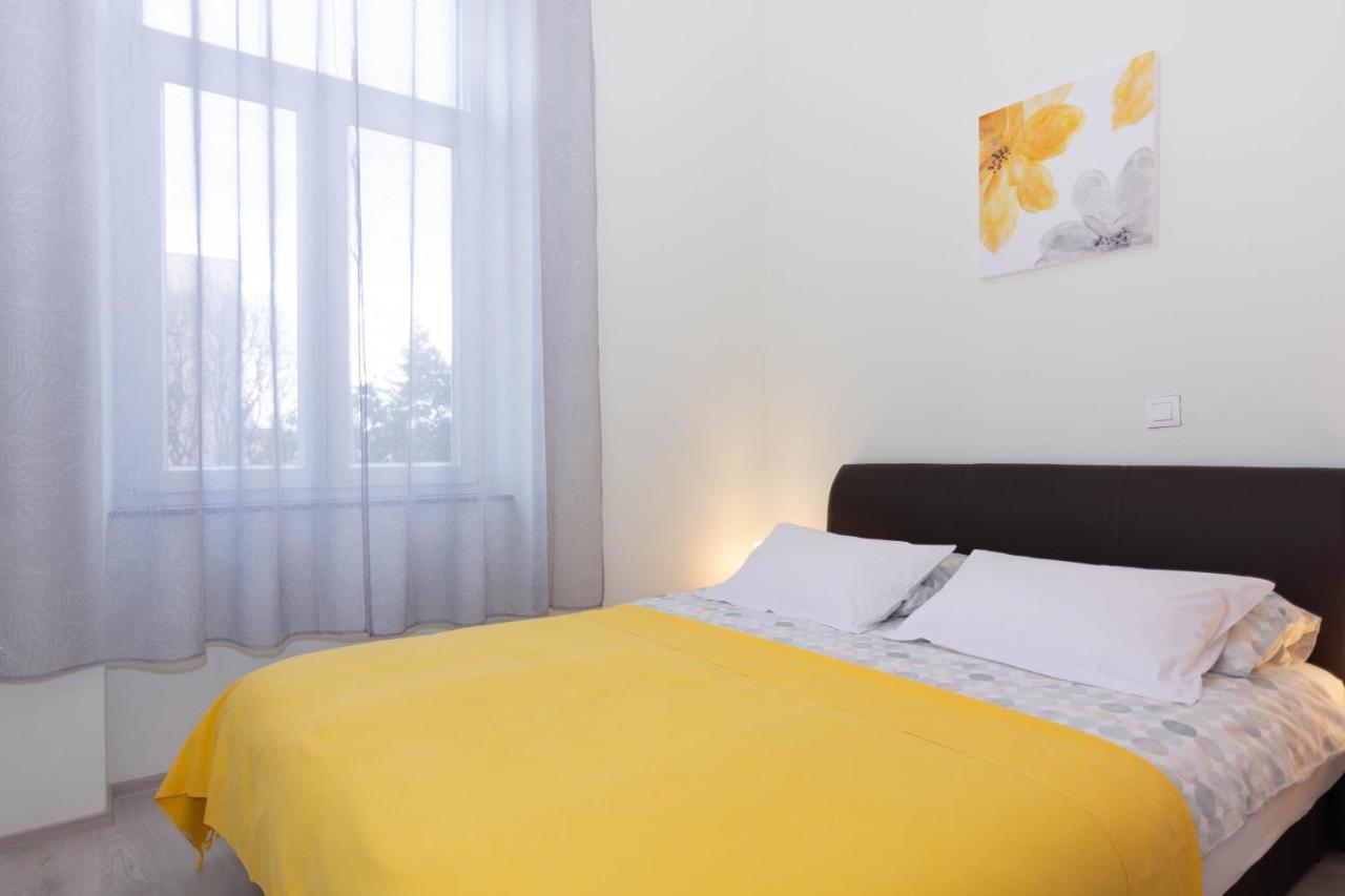 Apartment Ana Пула Экстерьер фото